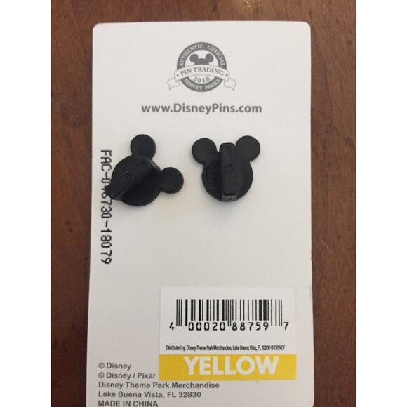 Mr Incredible Pin Pixar Incredibles Disney Parks Rewards Visa Card Exclusive - Picture 3 of 4